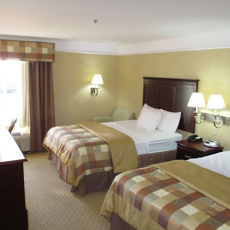 La Quinta Inn & Suites Fultondale Buitenkant foto