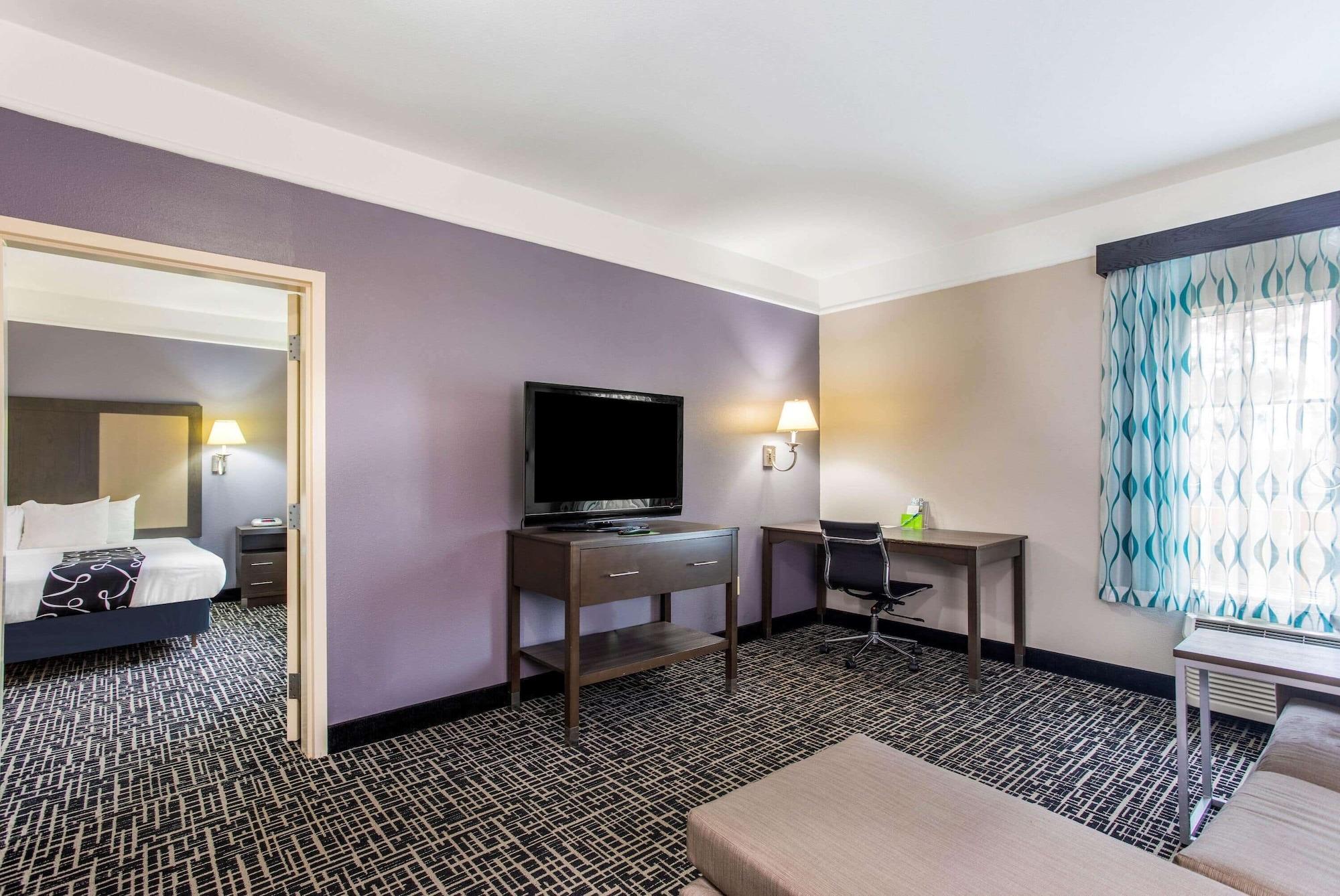 La Quinta Inn & Suites Fultondale Buitenkant foto