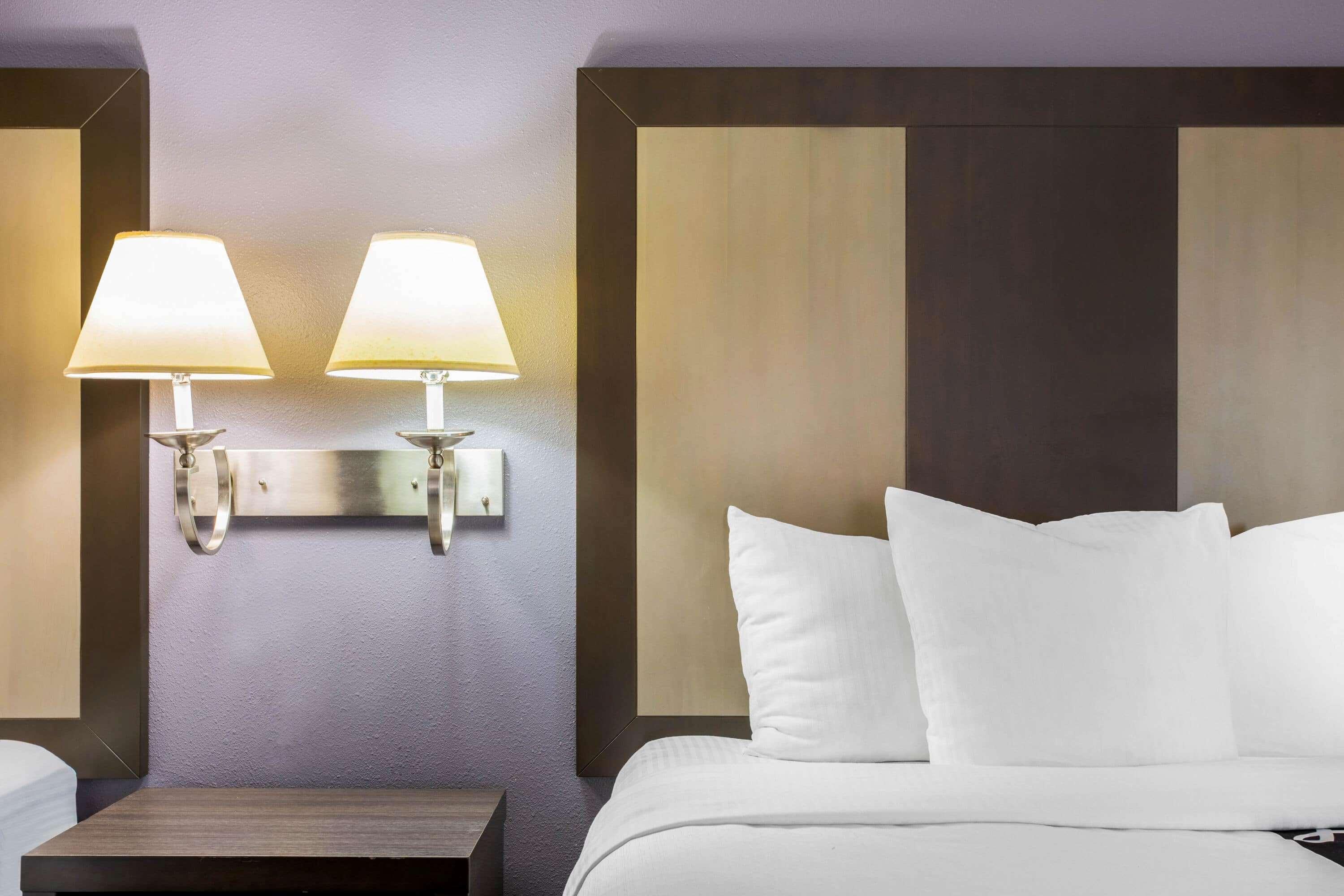 La Quinta Inn & Suites Fultondale Buitenkant foto