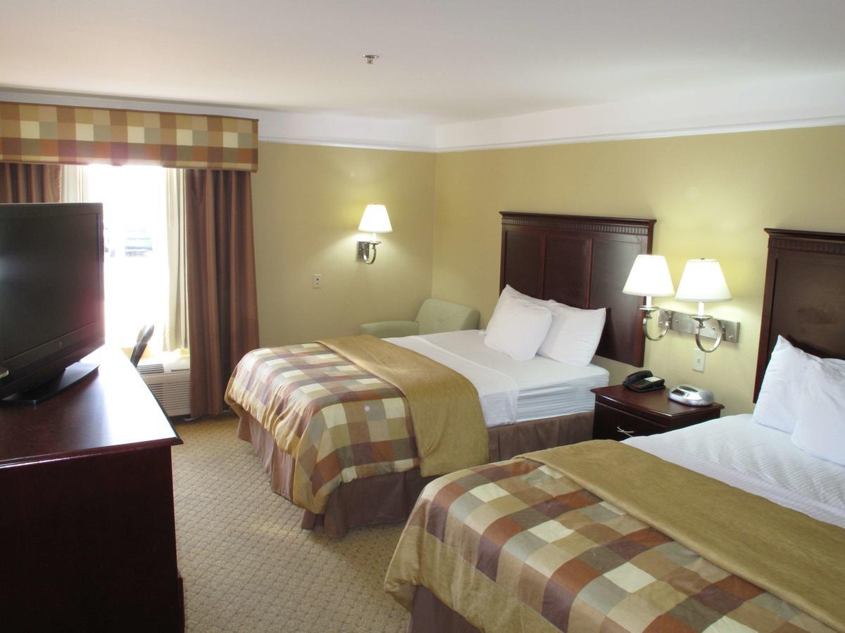 La Quinta Inn & Suites Fultondale Buitenkant foto